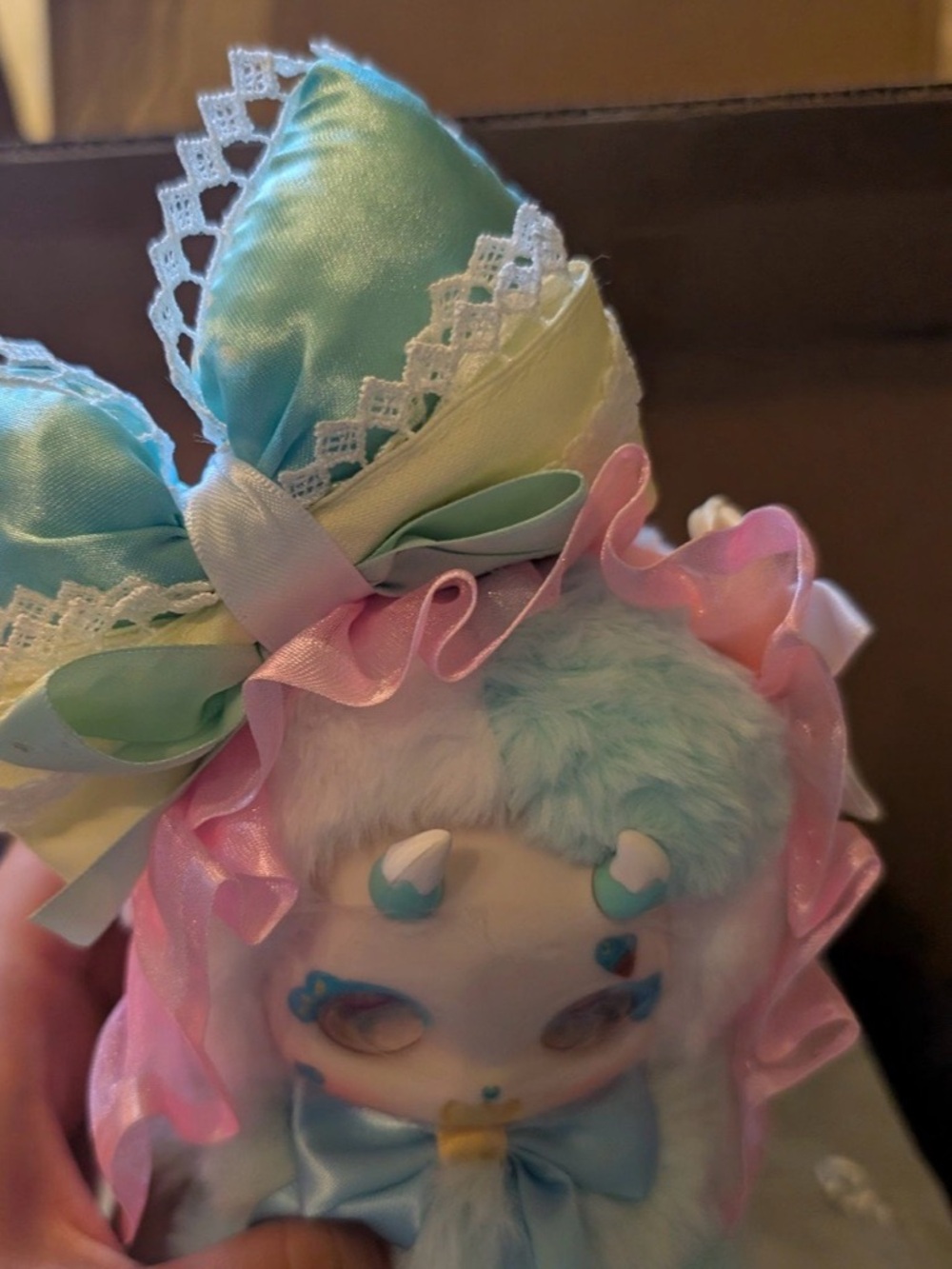 Boboco Enigma Wonderland "Sweet Frostie" plush toy from the Daylight brand - Picture 3 of 8
